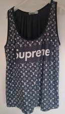 Shirt supreme taglia usato  Milano
