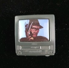 Pin esmalte personalizado Freddy Krueger Nightmare On Elm Street TV terror 1984 filme OG comprar usado  Enviando para Brazil