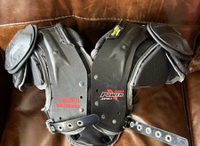 Almofada de ombro Riddell Power JPK+AP futebol placa traseira MÉDIA AP 34”-36”.  15” a 16” comprar usado  Enviando para Brazil