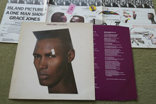 GRACE JONES – LIVING MY LIFE LP + POSTER – Nr MINT A4/B4 UK 1982 comprar usado  Enviando para Brazil