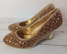 Krasceva ladies gold for sale  PORT TALBOT