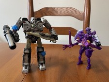 Transformers War for Cybertron Trilogy Kingdom Spoiler Pack Megatron Skelivore comprar usado  Enviando para Brazil
