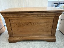 Storage chest for sale  SUTTON