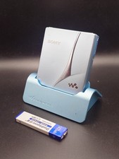 Sony walkman e720 usato  Spedire a Italy