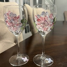Set hand painted for sale  Bensenville
