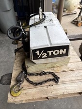 Ton chain hoist for sale  Bismarck