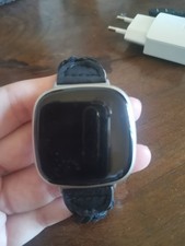 Orologio fitbit versa usato  Parma