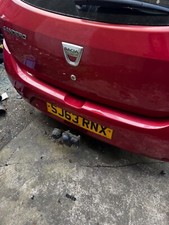 PORTA TRASEIRA VERMELHA DACIA SANDERO 2013 comprar usado  Enviando para Brazil