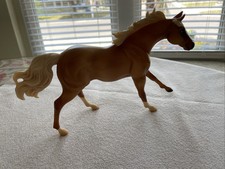 Breyer collectible palomino d'occasion  Expédié en Belgium