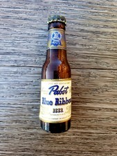 Mini garrafa de cerveja lembrança rara antiga Pabst fita azul comprar usado  Enviando para Brazil