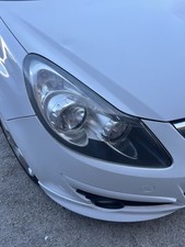 Vauxhall corsa headlight for sale  MANCHESTER