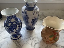 Xvintage vases set for sale  CLEETHORPES