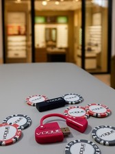 Set gadget originali usato  Milano