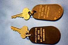 Two vintage keys for sale  Arlington