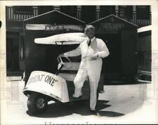 1962 Press Photo Jackie Gleason no Hollywood Sound Stage com carrinho de golfe, usado comprar usado  Enviando para Brazil