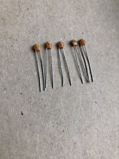 10 cabos radiais capacitores de disco de cerâmica vintage 4,7 pF 50V a 100V 5%, 4,7 pF EUA  comprar usado  Enviando para Brazil