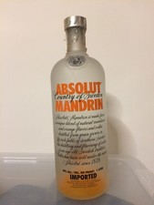 Bottiglie collezione absolut usato  Italia