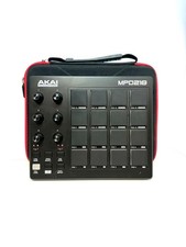 CONTROLADOR PAD MIDI-OVER-USB AKAI PROFESSIONAL MPD218 comprar usado  Enviando para Brazil