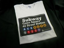 Camiseta NYC Subway Times Square 42nd Street Station Nova York comprar usado  Enviando para Brazil
