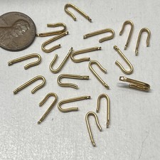 Lote de 20 piezas de conector de cierre de gancho J tono dorado vintage 14 mm de largo segunda mano  Embacar hacia Mexico