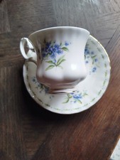 Tasse café porcelaine d'occasion  Mussy-sur-Seine