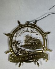 Usado, Ornamento de Natal corte a laser metal Missouri tom dourado barco rio lembrança de viagem comprar usado  Enviando para Brazil