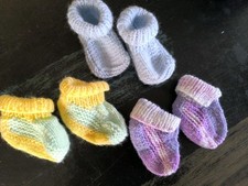Paar handgestrickte babyschuhe gebraucht kaufen  Königs Wusterhausen