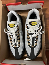Nike Air Max 95 ícones masculinos DX4236-100 branco amarelo Strike cinza lobo EUA 11 leitura comprar usado  Enviando para Brazil