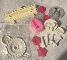 cake decorating moulds for sale  RAYLEIGH