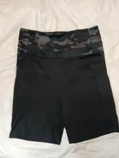 (2) Shorts de bicicleta Avia - Camuflado e preto comprar usado  Enviando para Brazil