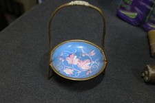 Ancienne petite assiette d'occasion  Neuville-aux-Bois