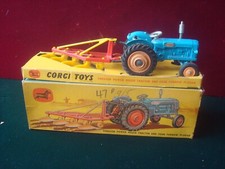 Corgi gift set for sale  HALESOWEN