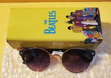 Óculos de sol The Beatles 2015 em estojo de metal pimenta feijão Brasil, usado comprar usado  Enviando para Brazil