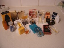 Lot échantillons parfums d'occasion  Saint-Désiré