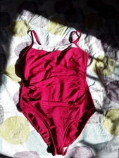 Badeanzug lascana rot gebraucht kaufen Badeanzug lascana rot gebraucht kaufen  Affalterbach