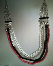 Superbe collier multicolore d'occasion  Bully-les-Mines