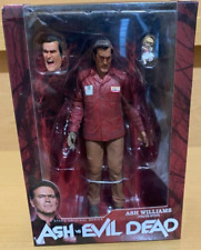 Boneco de ação NECA The Evil Dead Ash Williams item raro comprar usado  Enviando para Brazil