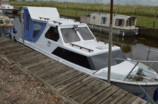 Mayland cabin cruiser for sale  HAVERHILL