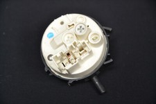 Pressostat capteur 41035075 d'occasion  Le Grand-Pressigny