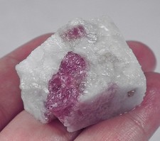 135ct natural pink for sale  Walnut