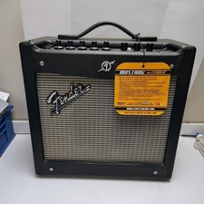 Amplificador Fender Mustang 1 Amp 70 Watt preto novo com etiquetas excelente  comprar usado  Enviando para Brazil