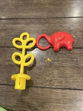 Fisher Price ANIMAL ACTIVITY Jumperoo peça de reposição brinquedo de elefante vermelho videira, usado comprar usado Fisher Price ANIMAL ACTIVITY Jumperoo peça de reposição brinquedo de elefante vermelho videira, usado comprar usado  Enviando para Brazil