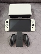 Nintendo switch oled usato  Italia