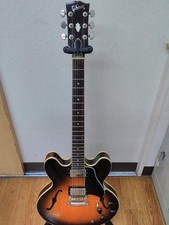 Gibson 335 electric d'occasion  Expédié en Belgium