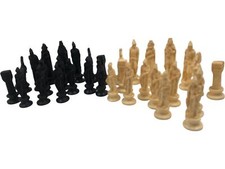 Detailed chess set for sale  UK