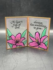 Usado, Suporte para Vitral “Um CORAÇÃO CHEIO DE AMOR SEMPRE TEM ALGO PARA DAR” comprar usado  Enviando para Brazil