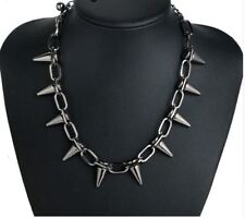 Collana unisex rivetti usato  Mira