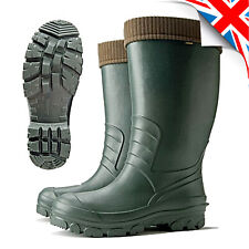 Universal new hunting for sale  CRAWLEY