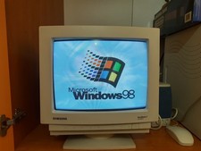 Monitor crt vintage usato  Guidonia Montecelio