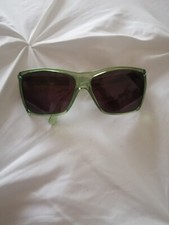 Occhiali sole unisex usato  Valdagno